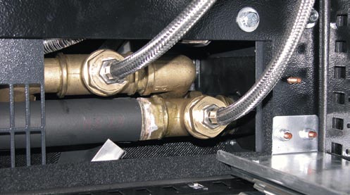 This is a picture of a flexible hydraulic pipe system for water cooled doors